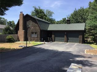 339 Tunk Hill Rd, Scituate, RI 02831