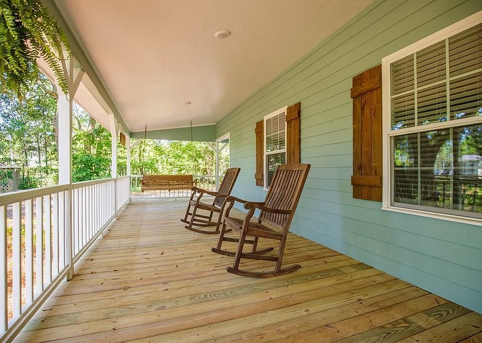 1st image of 137 Blaine Cir #6
