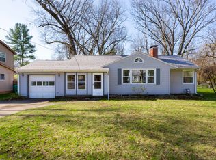 1216 E Bertrand Rd, Niles, MI 49120