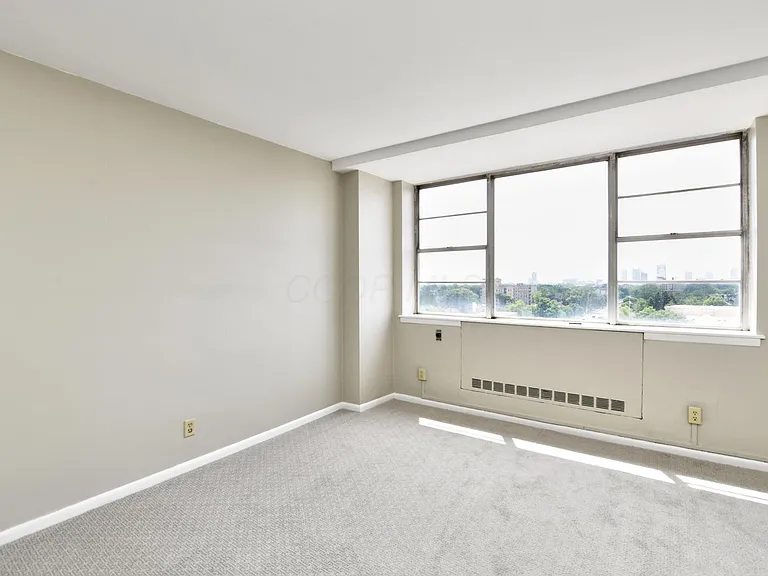 1620 E Broad St #1202 — Photo 26