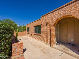 1 W Roma Dr, Tucson, AZ 85737