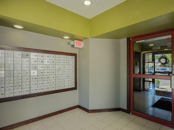5th image of 494 Woonasquatucket Ave #1