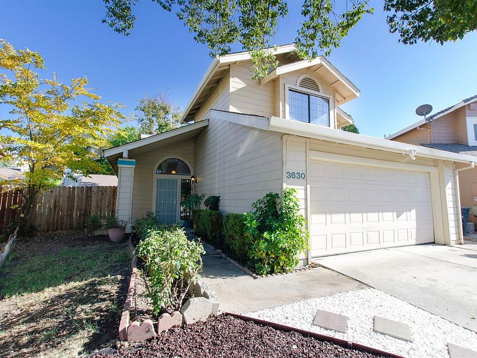 2nd image of 3630 Rio Pacifica Way