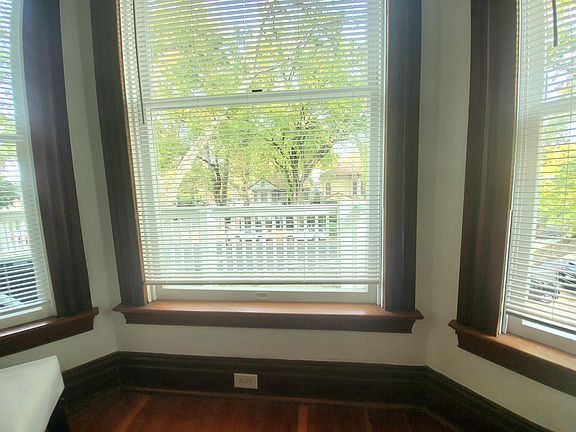 4th image of 1900 F St Unit 3-A