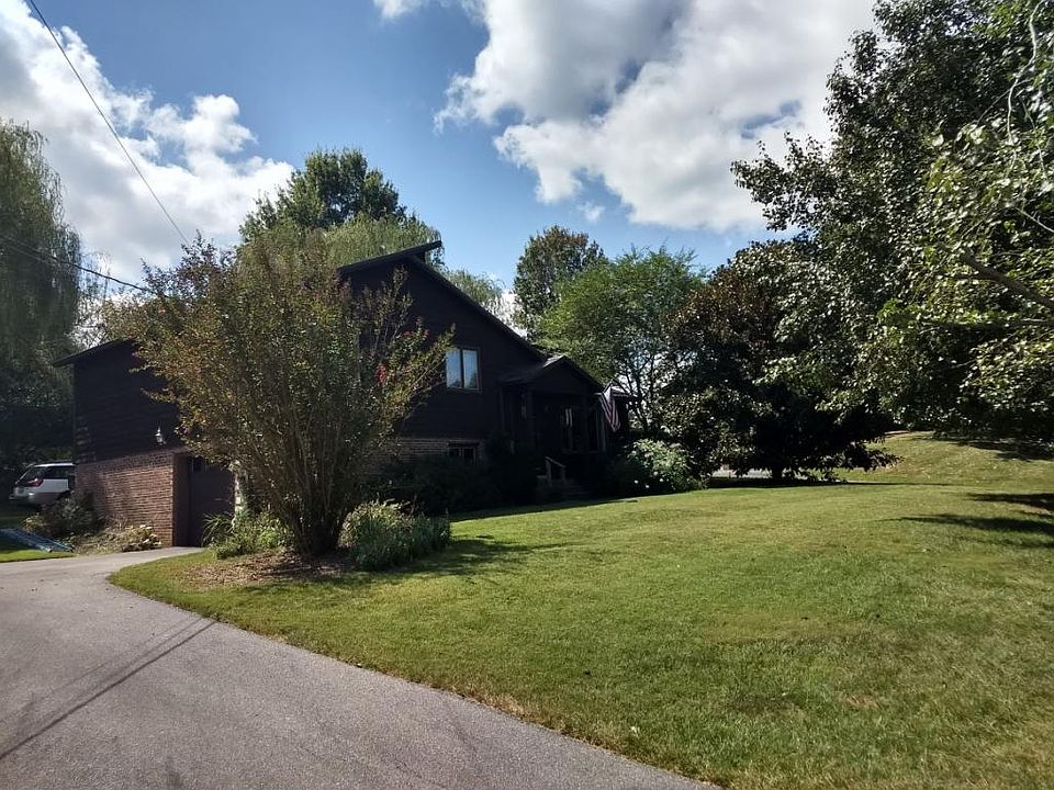 2nd image of 328 Winegate Rd