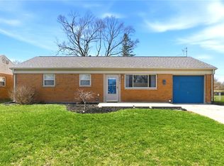 322 Lutz Dr, Englewood, OH 45322