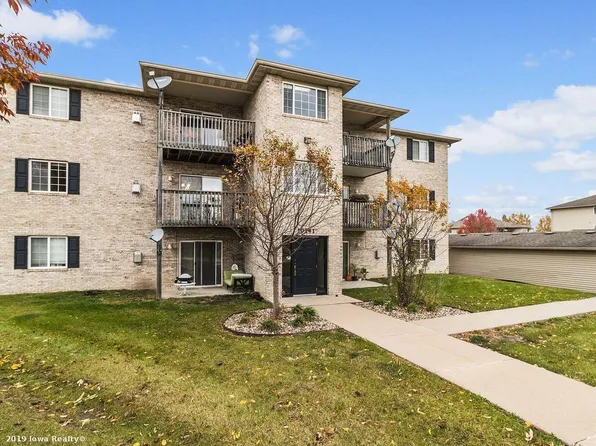 10141 Sutton Dr Unit 6, Urbandale, IA 50322