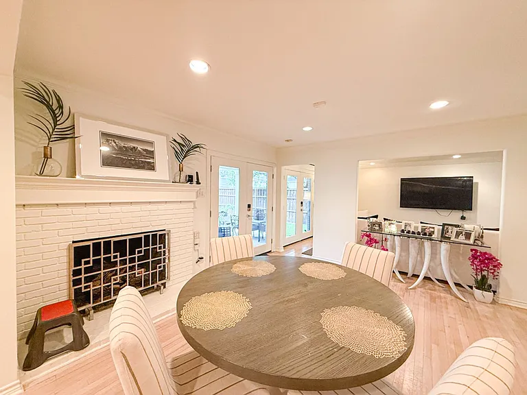 4500 San Carlos St — Photo 12