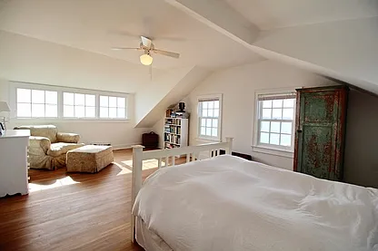 80 Peconic Ave — Photo 13