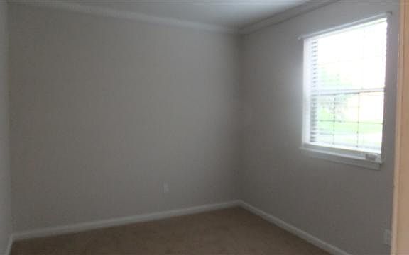 4th image of 495 Grayson Lake Dr