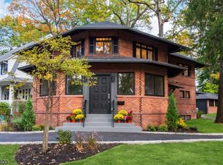 1 Hamilton Rd, Glen Ridge, NJ 07028