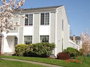8650 Onyx Dr SW UNIT A, Tacoma, WA 98498