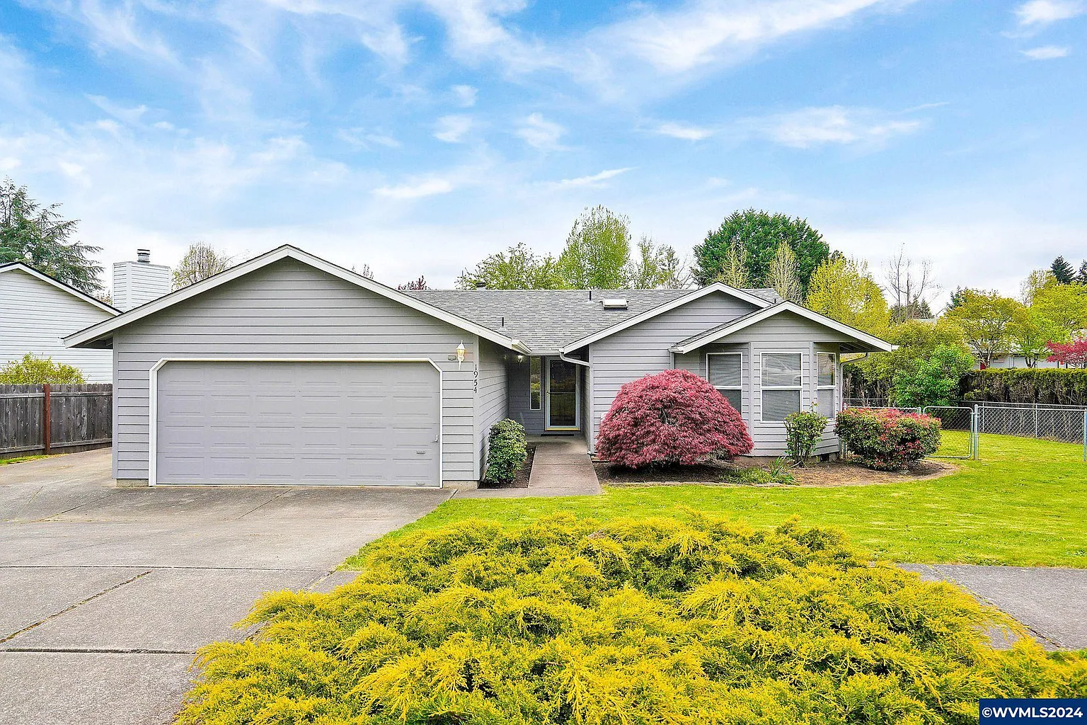 1954 Tanager Ave NW photo 1