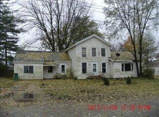 240 E Ogden St, Capron, IL 61012