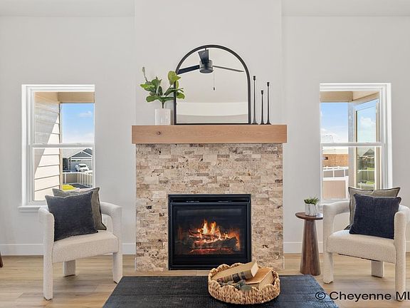 4th image of 2243 Pack Saddle Rd