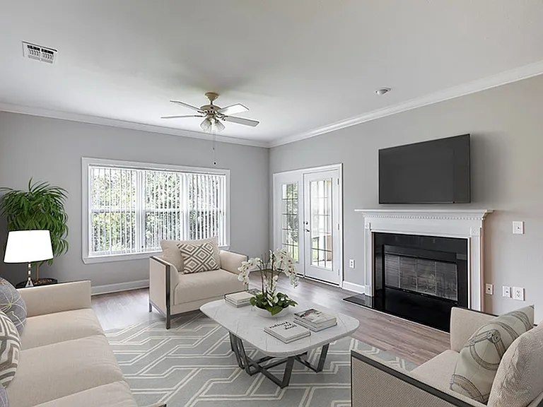 The Reserve at Brookhaven — Photo 16