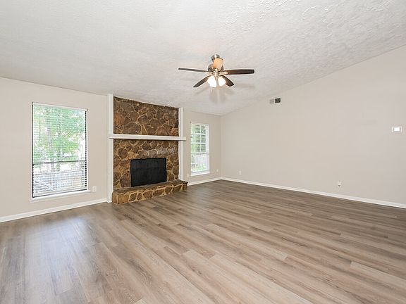 3rd image of 5177 Aberdeen Ct NW