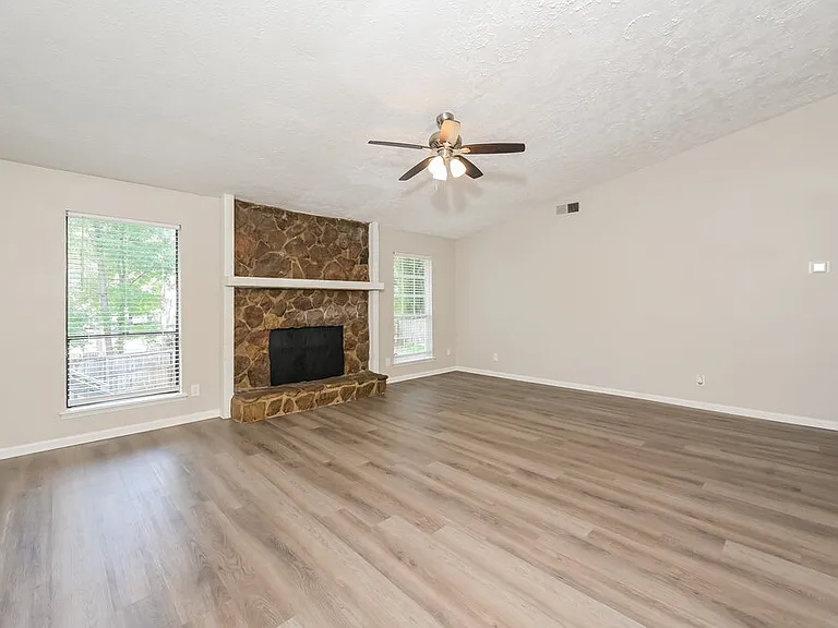 5177 Aberdeen Ct NW — Photo 3