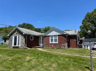 5498 Shields Rd, Canfield, OH 44406