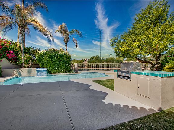 4th image of 10086 E Cochise Dr