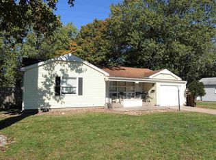 605 Yates St, Galesburg, IL 61401