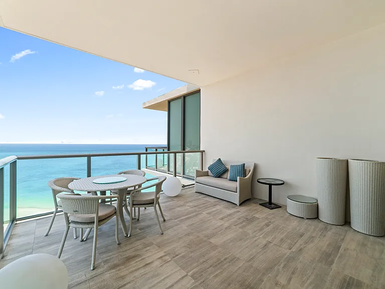 9703 Collins Ave #Penthouse 00 — Photo 22