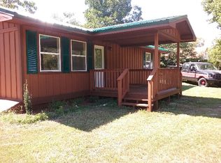 98 Lakewood Dr, Eufaula, AL 36027