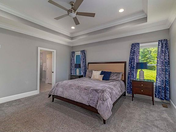 5th image of 206 Goose Creek Cir