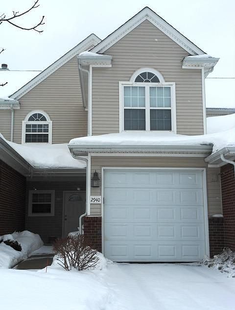 1st image of 2940 Hunley Dr