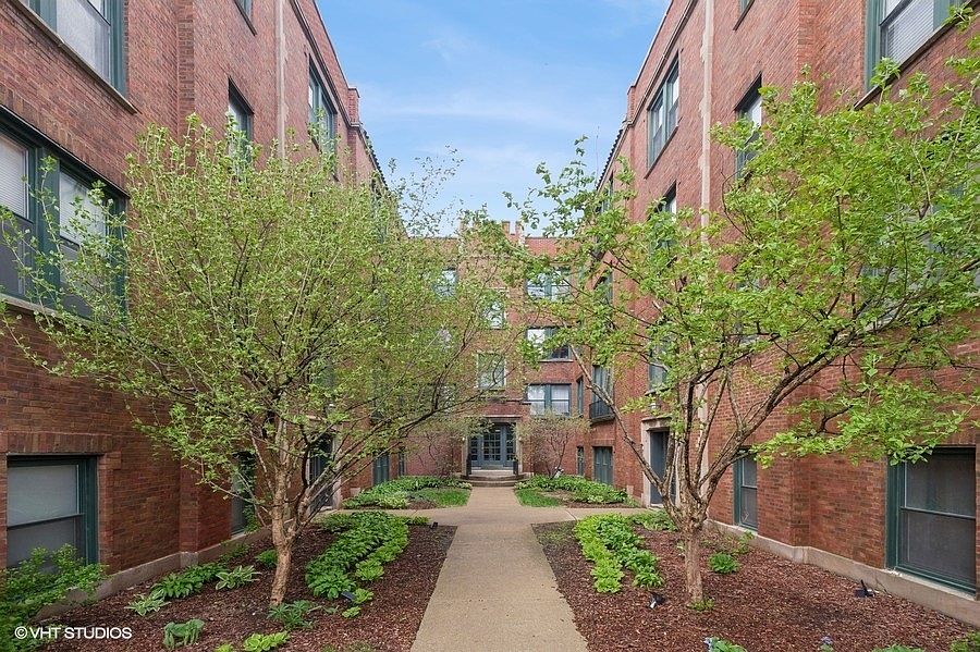 2nd image of 3128 W Carmen Ave APT 2