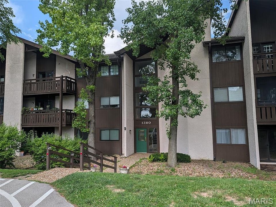 1st image of 1380 Heritage Lndg APT 106