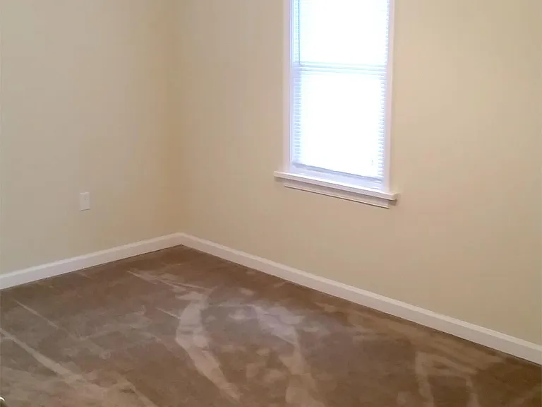 113 Dell St #1 — Photo 9
