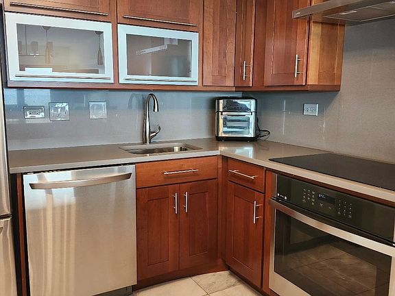 4th image of 175 E Delaware Pl APT 8004