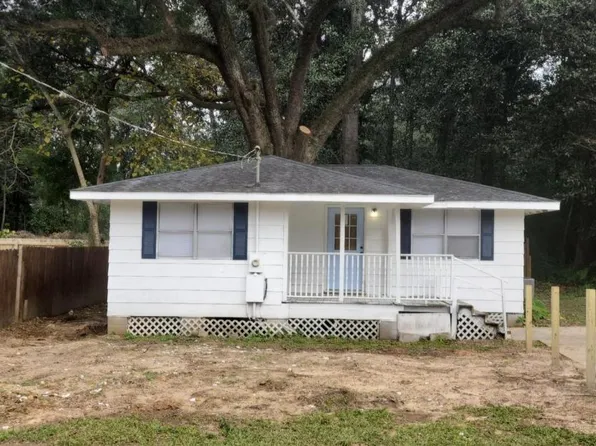 10367 Freeland Ave, Grand Bay, AL 36541