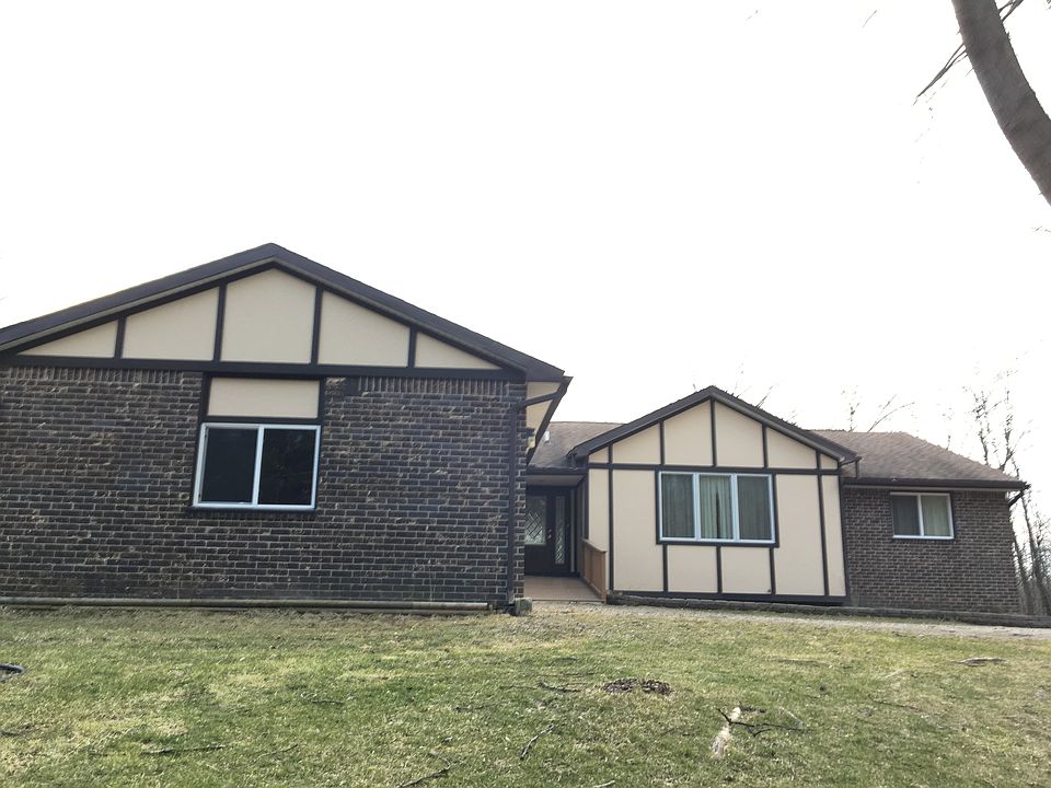 2nd image of 1 Bonnell Ln