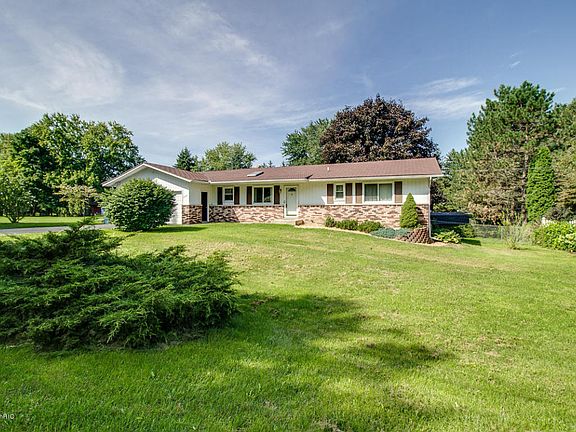 2nd image of 20623 Collier Ave