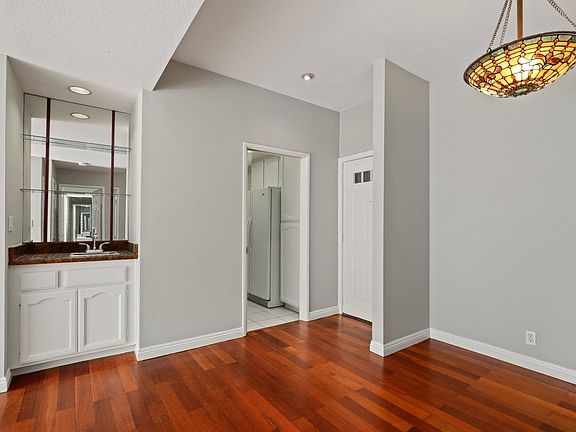 2nd image of 330 Cordova St #3