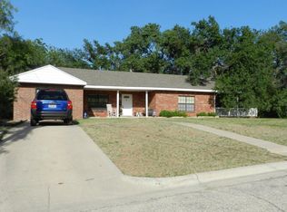1409 S Aylesford St, Big Spring, TX 79720