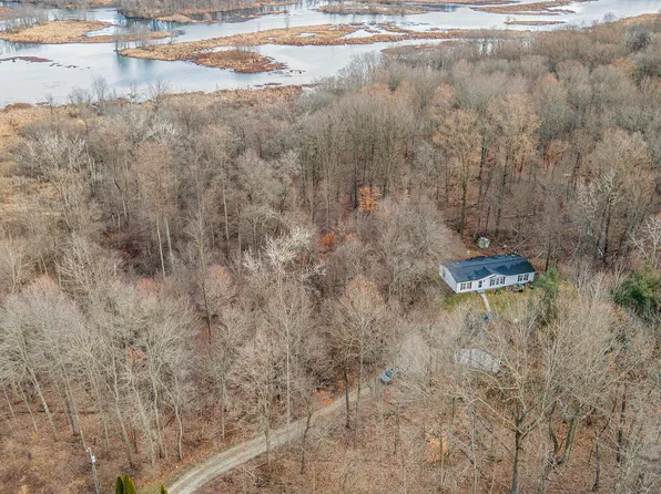 61201 S Us Highway 131, Three Rivers, MI 49093