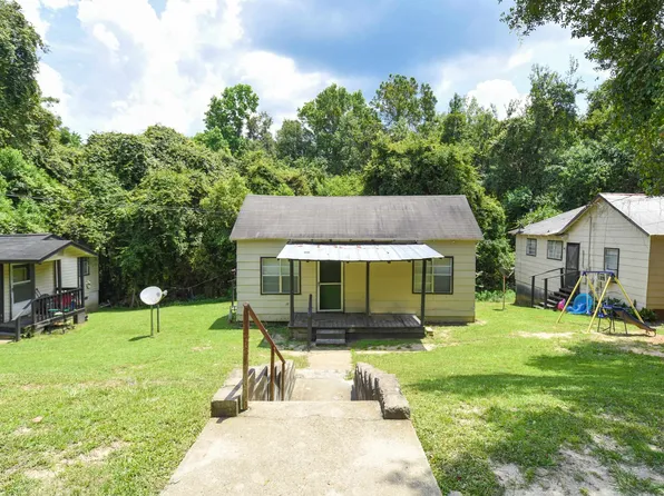 203 S 9th St, Quincy, FL 32351