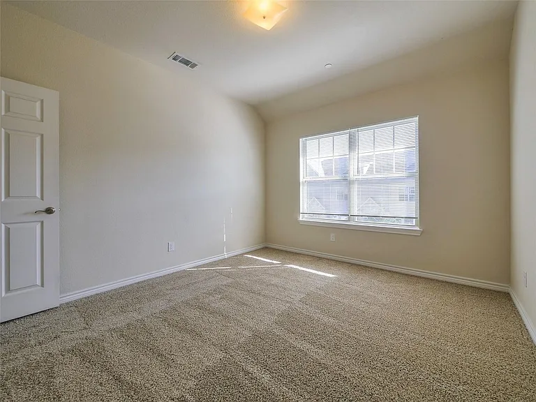 5409 Dolores Pl — Photo 26