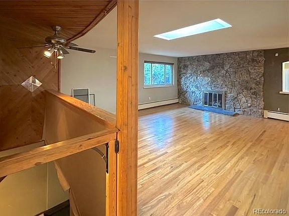 5th image of 2331 S Holly Place