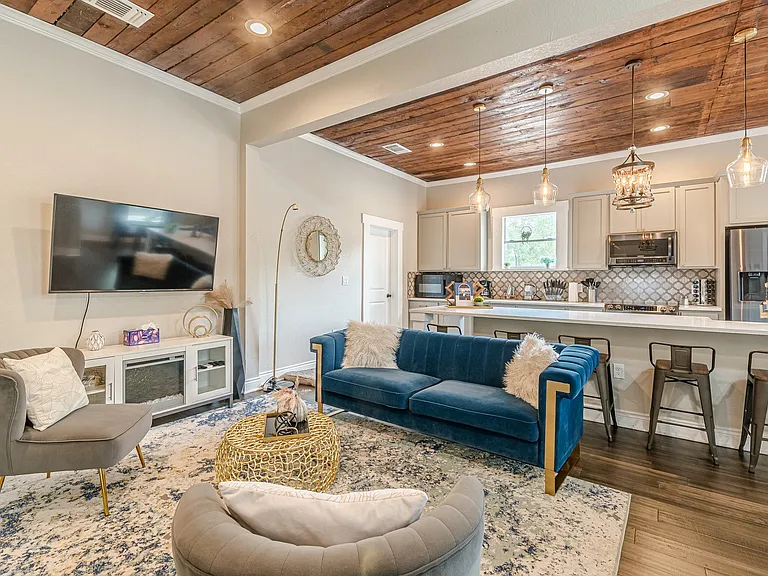 1022 Nolan St — Photo 10