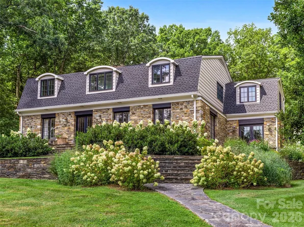 10 Kalimar Hts, Hendersonville, NC 28739