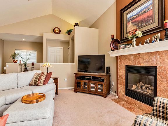 3rd image of 10743 Zuni Dr