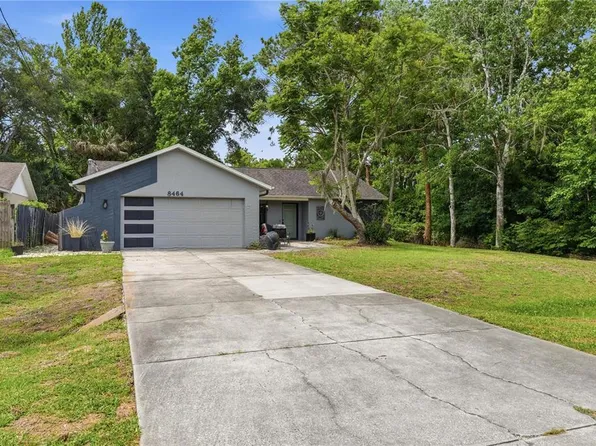 8464 W Bradshaw St, Homosassa, FL 34448