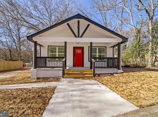 588 S Broad St, Toccoa, GA 30577