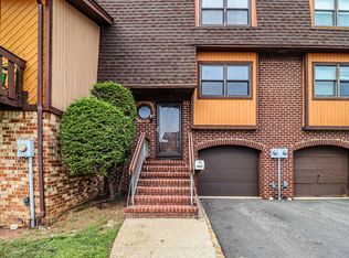 1802 Merrywood Dr, Edison, NJ 08817