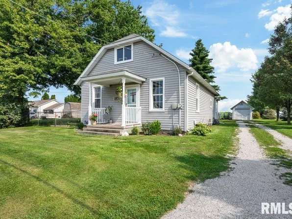 7115 134th Ave W, Taylor Ridge, IL 61284