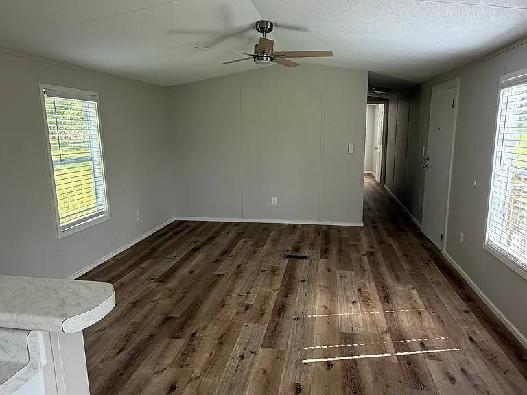 247 Kitchings Cir — Photo 8